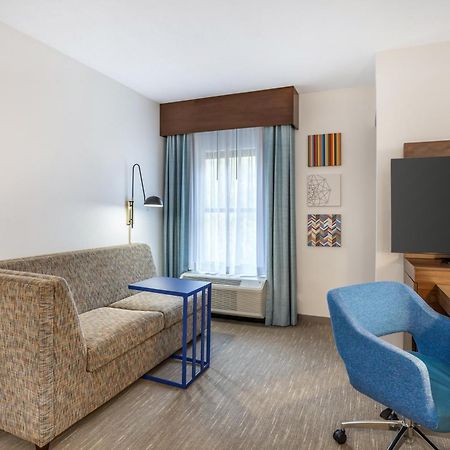 Hampton Inn Petersburg-Fort Gregg Adams Exterior photo